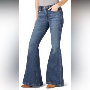 Wrangler Women’s Retro High Rise Trumpet Flare Bell Bottom Jeans
